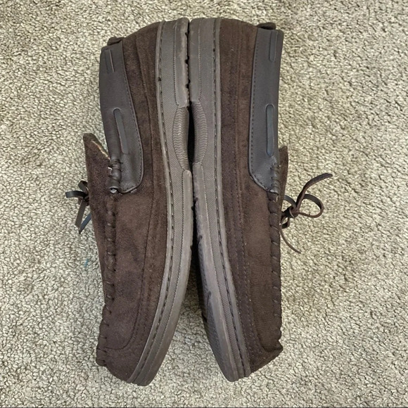 Signature Levi Strauss Brown Plaid House Slippers - Picture 5 of 12